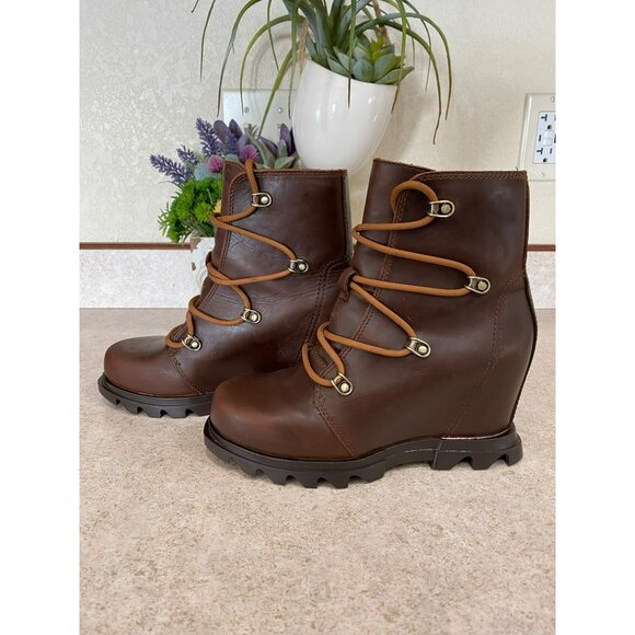 Sorel Womens Brown Wedge Lace-Up Boots Size 5 Rugged Sole Leather - Picture 2 of 9